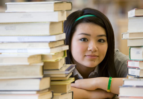 girl with books