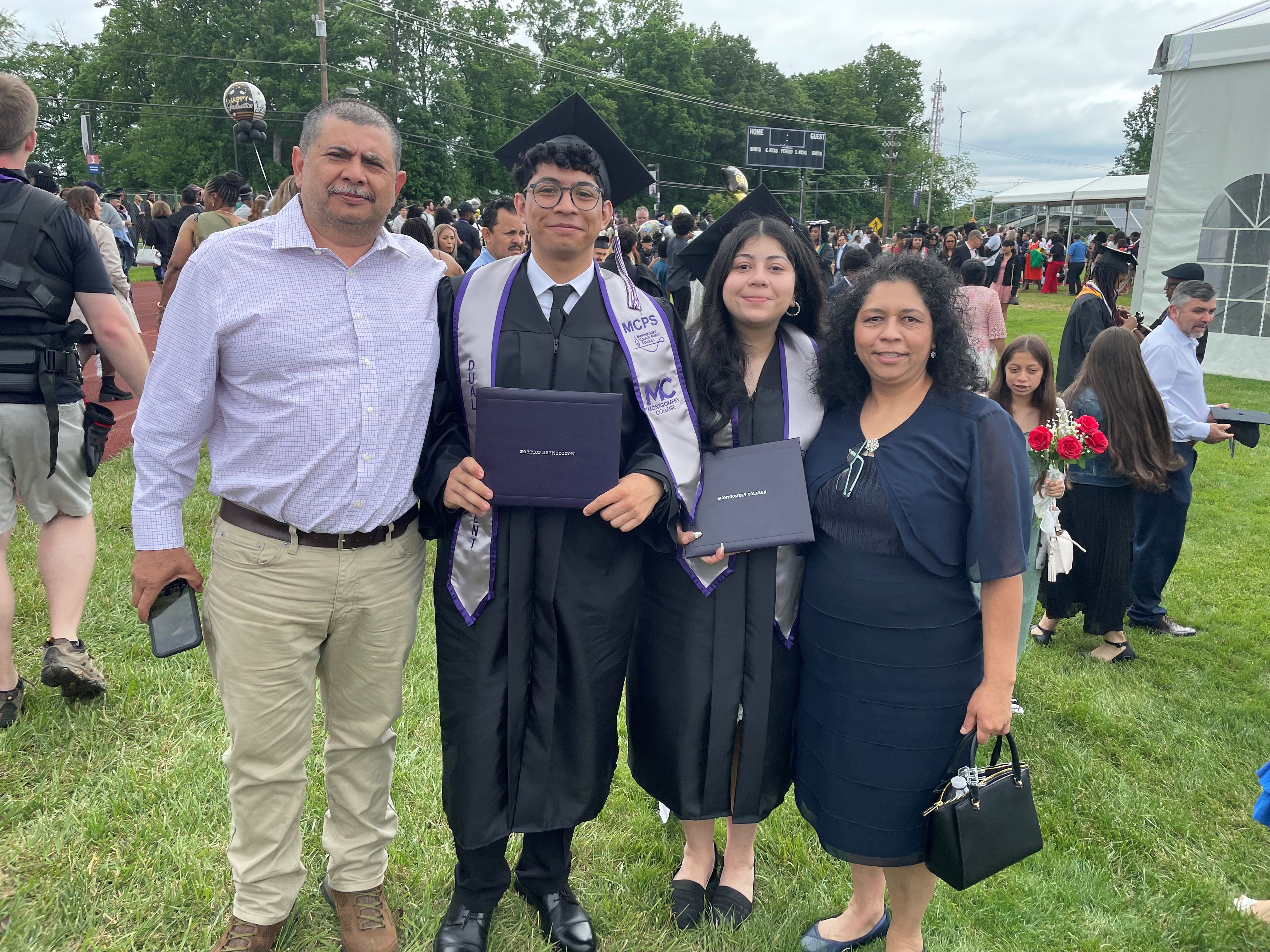 Edna and parents.jpg